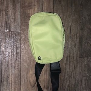 Lululemon Everywhere Belt Bag 1L